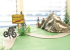 Der Kuchen anlässlich des Abschieds war mit einem Radweg vom Bau- und Verkehrsministerium in den Ruhestand und damit zu mehr Freizeit in den bayerischen Bergen dekoriert. 
