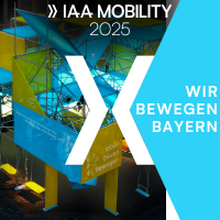 Logo IAA Mobility 2025 und der Slogan Wir Bewegen Bayern
