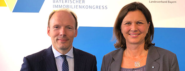 Bauministerin Ilse Aigner zu Gast beim Bayerischen Immobilienkongress in München. 